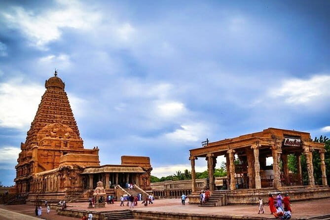 Raja Raja Cholan and his Temples around Thanjavur - Who Might Find This Less Ideal?