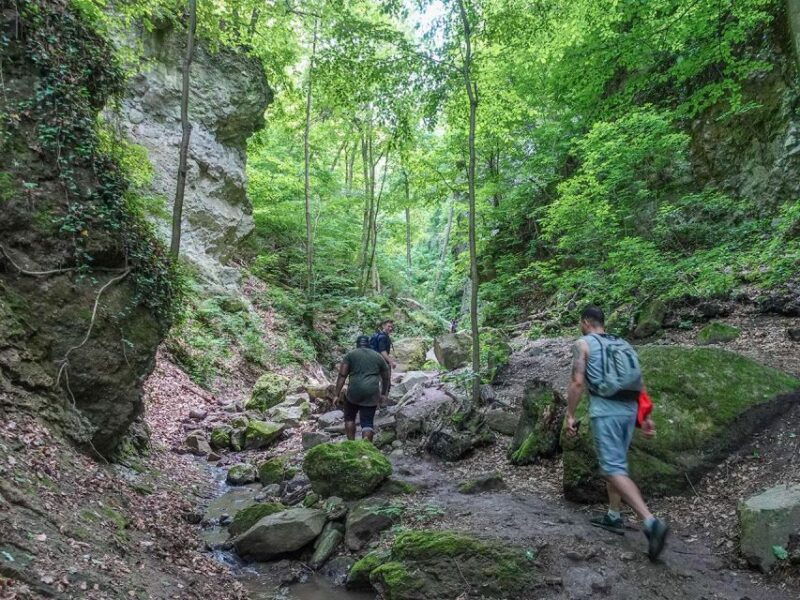 ram-gorge-hiking-adventure