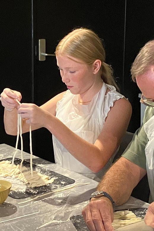 ramen-making-experience-entirely-from-scratch