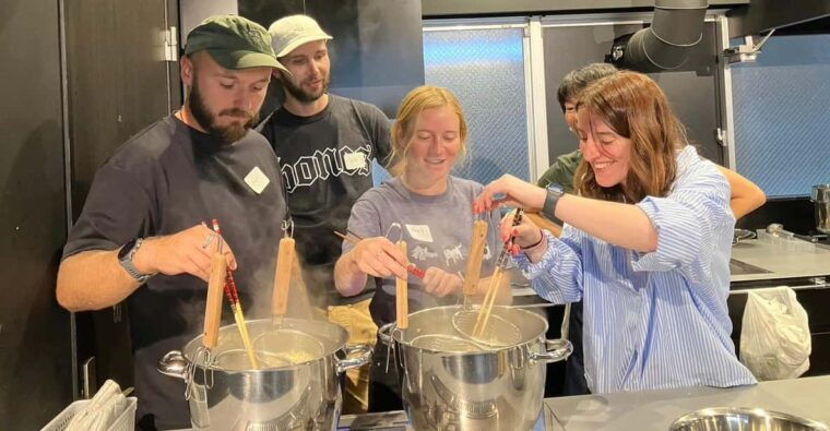 ramen-making-experience-entirely-from-scratch
