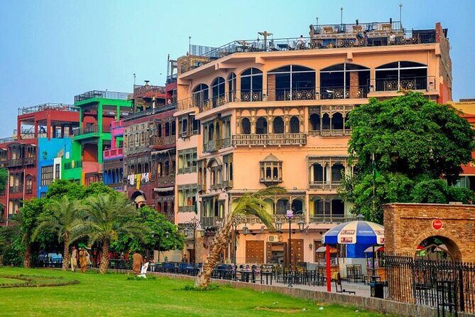 Rangeela Rikshaw Walled City Guided Tour Lahore - FAQ  