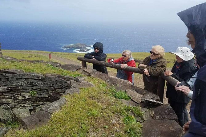rano-kau-and-orongo-half-day-private-tour