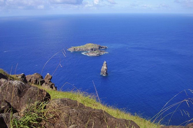 rano-kau-and-orongo-half-day-private-tour