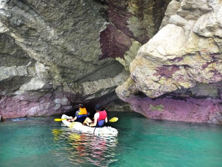 raposeira-guided-kayak-tour-and-ingrina-beach-caves