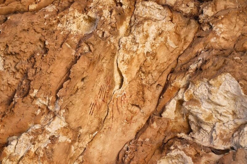 rava-tagliata-in-the-footsteps-of-prehistory-guided-hike