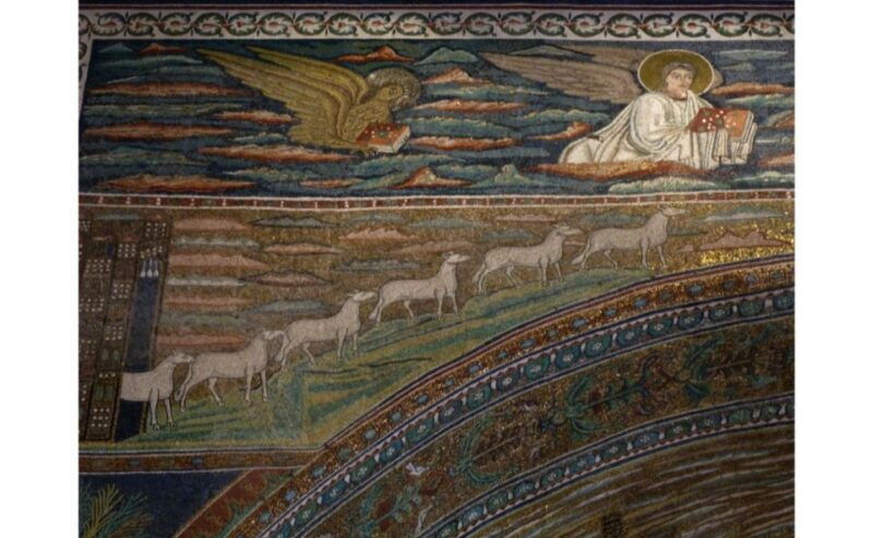 ravenna-exclusive-private-walking-tour-with-a-local-expert-2