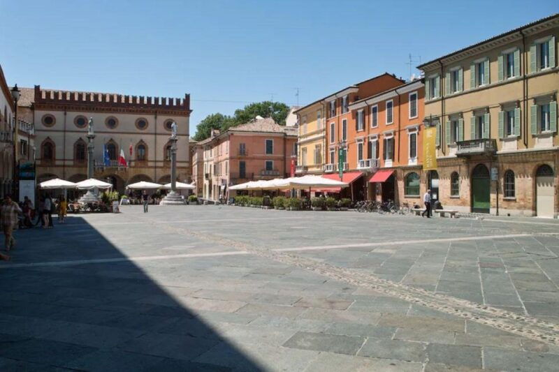 ravenna-private-city-top-sights-and-monuments-walking-tour