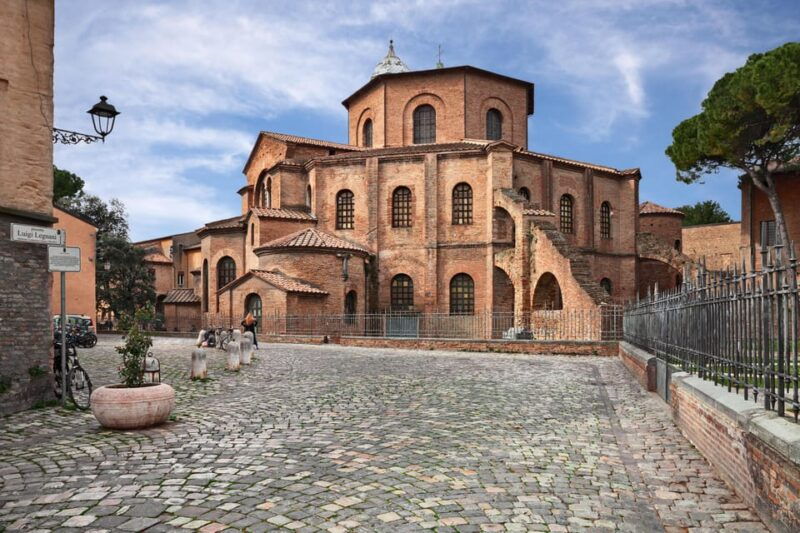 ravenna-private-city-top-sights-and-monuments-walking-tour