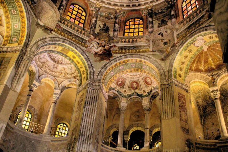 ravenna-private-walking-tour-with-mosaics
