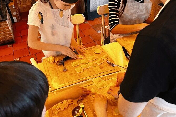 ravioli-cooking-class-in-rome-piazza-navona