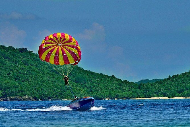 Raya & Coral Islands + Parasailing Tour by Speed Boat with Lunch - Experience the Best of Raya & Coral Islands with a Speedboat and Parasailing Tour