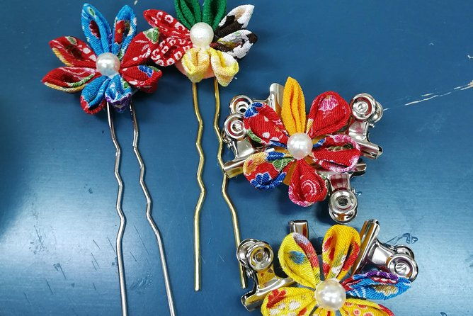 real-kimono-experience-and-tsumami-kanzashi-workshop