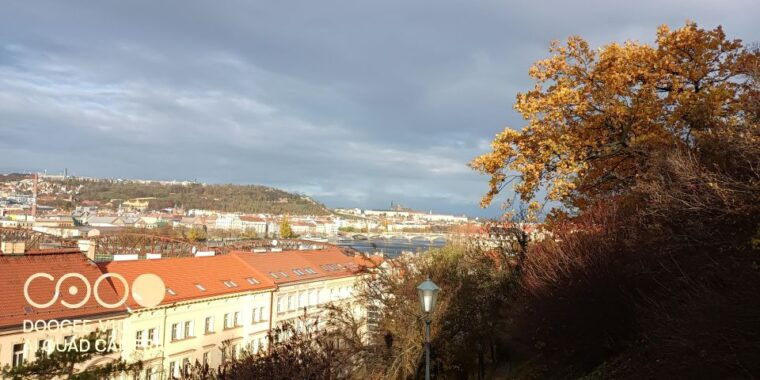 real-life-in-prague-easy-walk-from-vysehrad-to-vyton