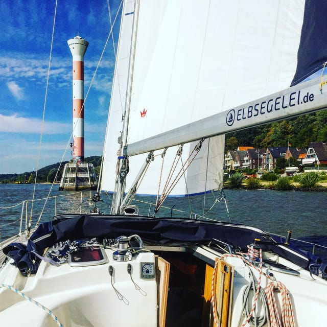 real-sailing-trip-to-the-gates-of-hamburg-from-to-wedel