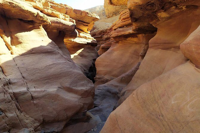 Red canyon jeep tour in Eilat - What to Expect from the Red Canyon Jeep Tour  