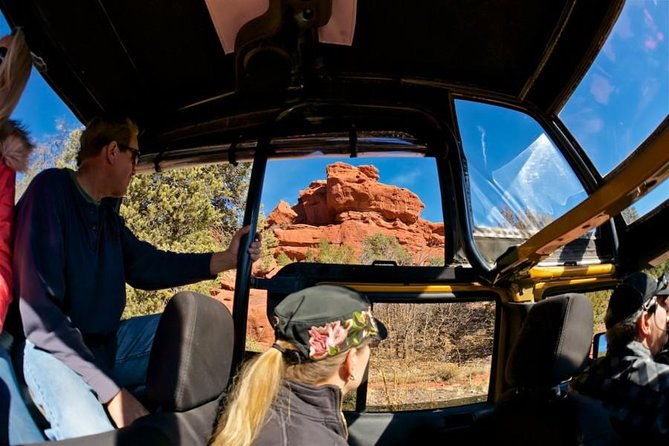 red-canyon-loop-half-day-jeep-tour