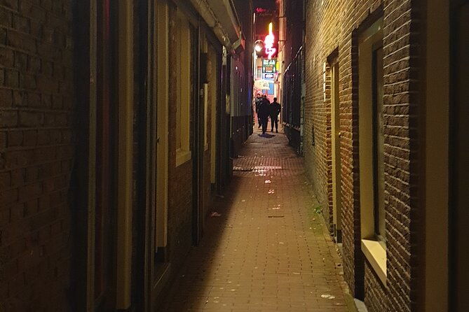 red-light-district-tour-by-locals-small-group-approx-4