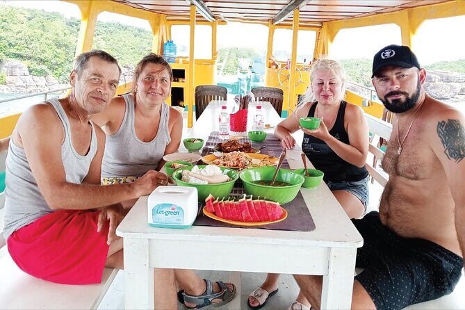 RED RIVER TOUR (small group): PROFESSIONAL DEEP SEA FISHING ON PQ - Who Will Love This Tour?