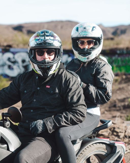 red-rock-canyon-couples-private-guided-trike-tour