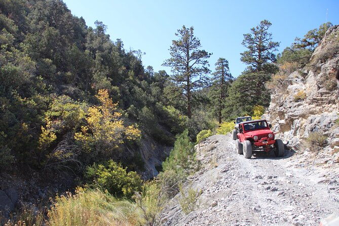 red-rock-canyon-half-day-jeep-tour-offroad-adventure