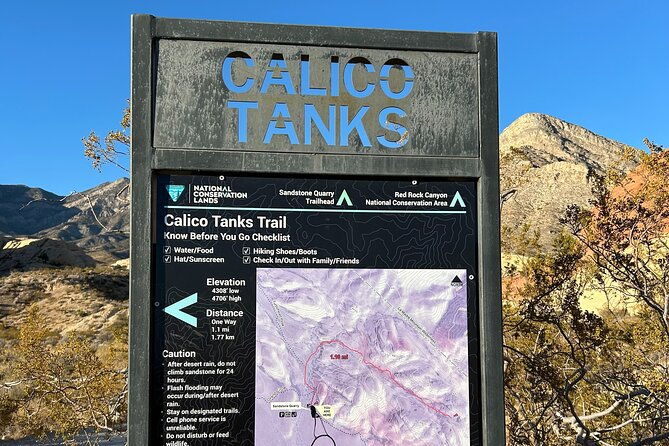 red-rock-canyon-hiking-adventure-fom-las-vegas