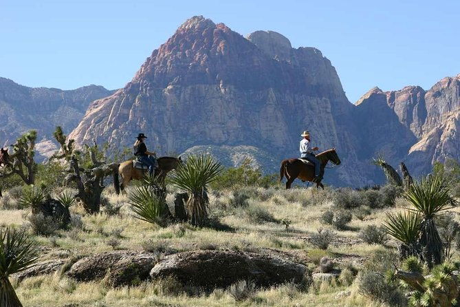 red-rock-canyon-sunset-horseback-ride-and-barbeque-dinner