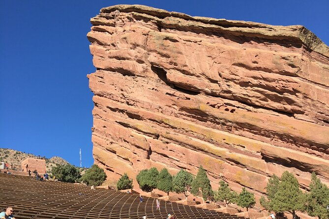 red-rocks-amphitheatre-and-golden-4-hour-driving-tour-2