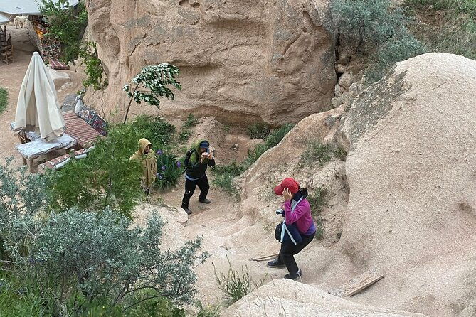 red-rose-valley-sunset-hiking-tour-4