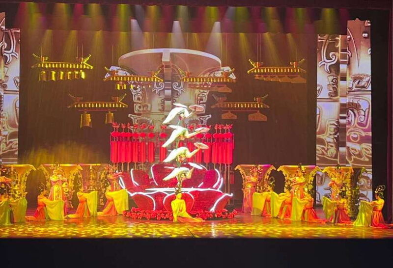 red-theater-beijing-acrobatic-show-with-private-transfer