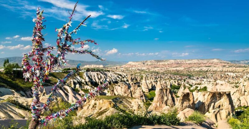 Red Tour Cappadocia (small group) with lunch and tickets - Authentic Insights from Travelers