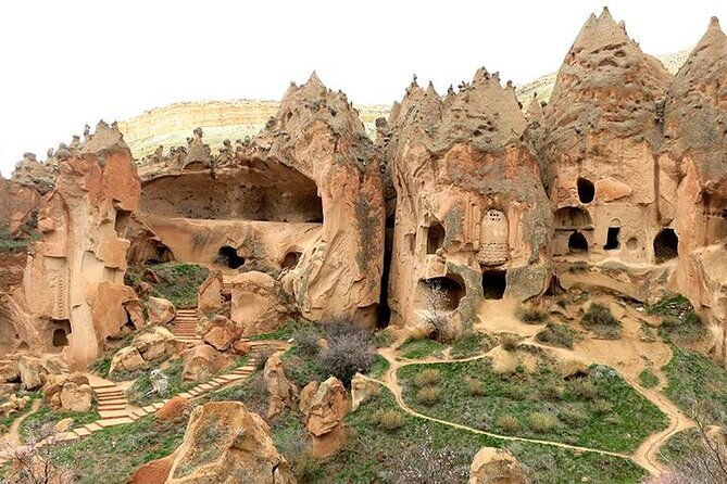 red-tour-cappadocia-with-lunch-and-tickets-small-group