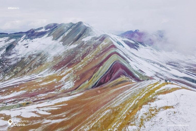 red-valley-and-rainbow-mountain-in-atvs-buffet-lunch
