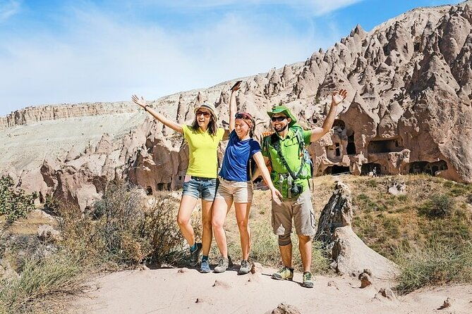 red-valley-hiking-tour