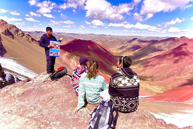 red-valley-rainbow-mountain-tour