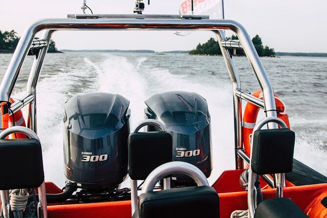 redrib-boat-and-helicopter-experience-in-helsinki