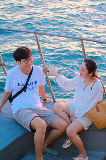 RedRiverTours - Enjoying Sunset & Night Squid Fishing - FAQ