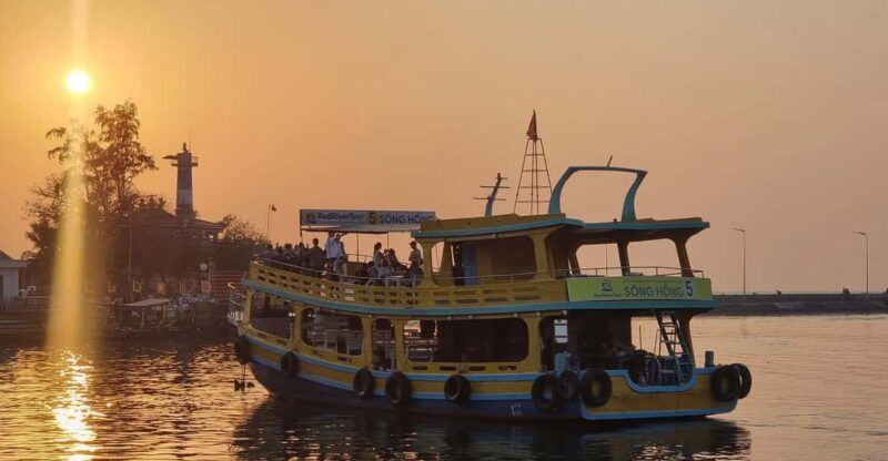 redrivertours-enjoying-sunset-night-squid-fishing