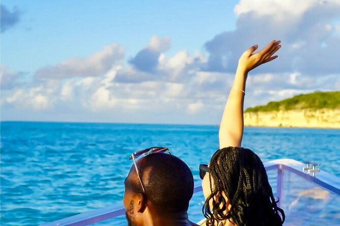 reef-explorers-transparent-boat-and-beach-tour