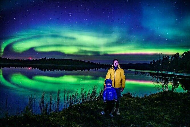 Reflections of the Northern Lights - Campfire and Cozy Vibes