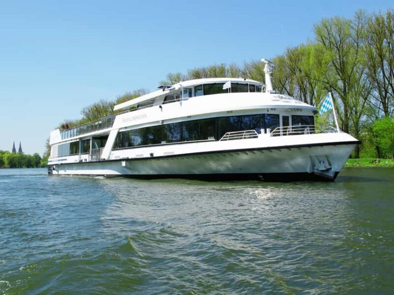 Regensburg: Sightseeing Boat Tour to Walhalla - Introduction: A Unique Waterway Experience