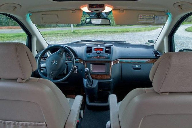 regensburg-to-prague-private-transfer