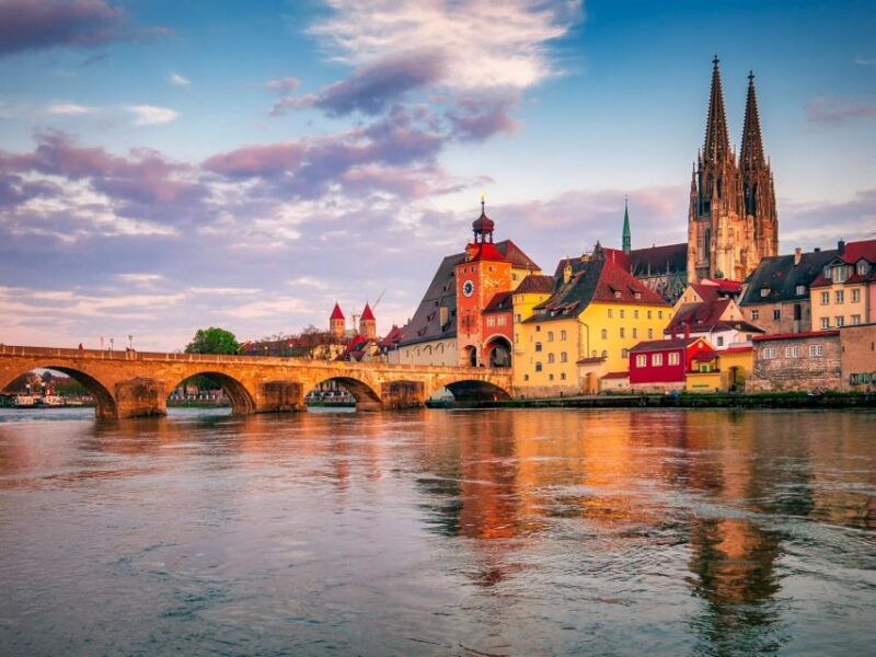 regensburg-walking-tour-with-italian-wines-and-food-tasting