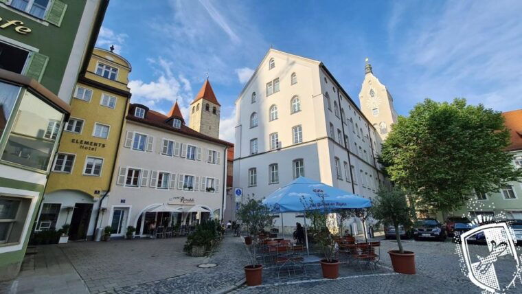 regensburg-walking-tour-with-italian-wines-and-food-tasting