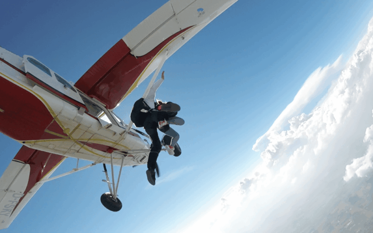 reggio-emilia-tandem-skydiving-experience