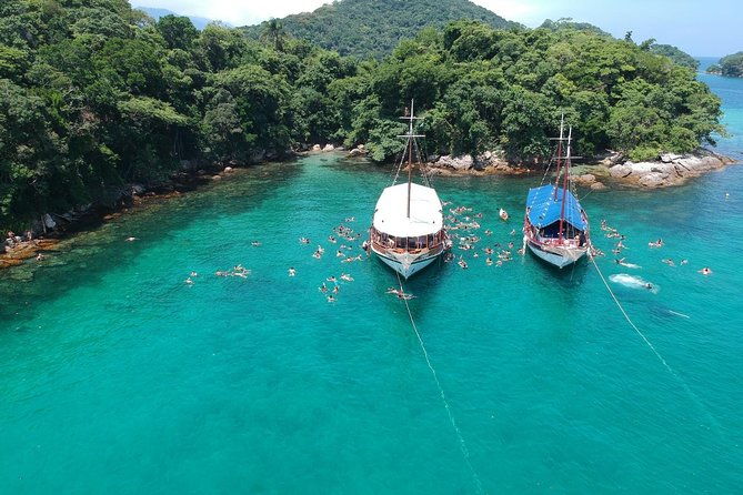 regular-schooner-ride-ilha-grande-tour