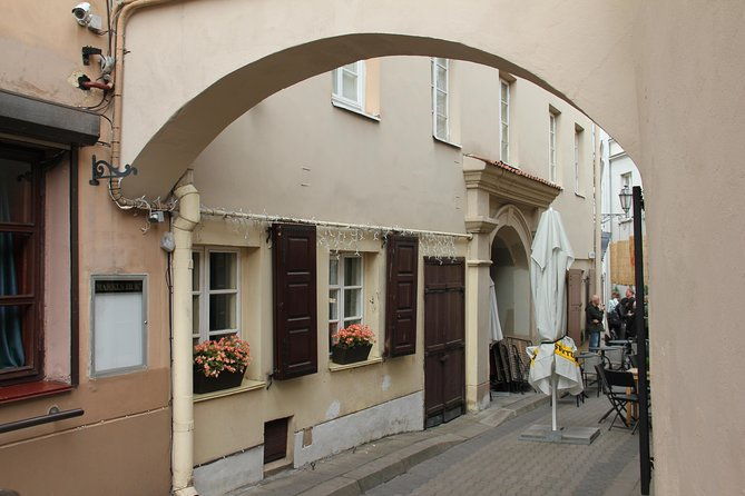 regular-walking-tour-of-jewish-vilnius