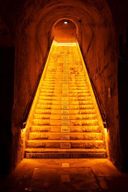 reims-epernay-private-veuve-clicquot-champagne-tasting-tour