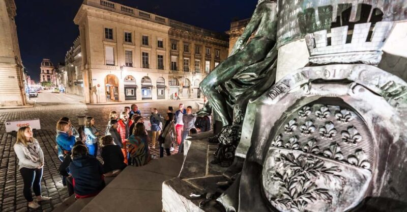 Reims Guided tour by night - The Sum Up