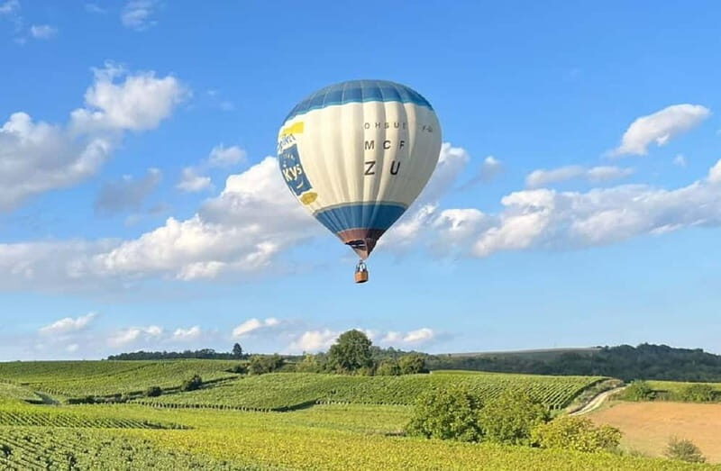 Reims (Pouillon) : Hot Air Balloon Flight with Champagne - An Introduction to the Ballooning Experience