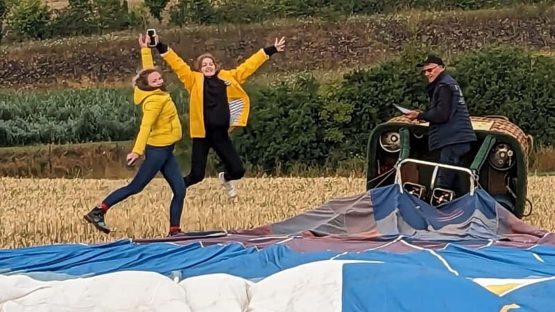 Reims (Pouillon) : Hot Air Balloon Flight with Champagne - The Value of This Experience